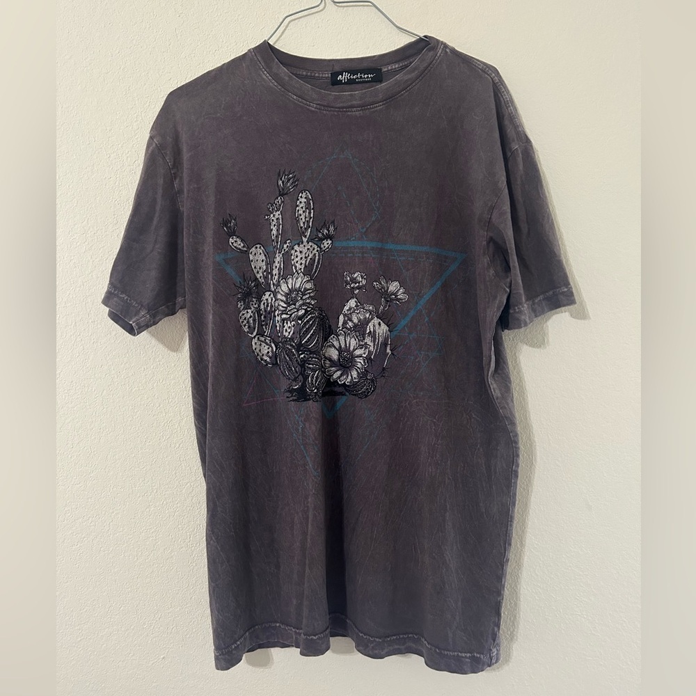 Affliction Washed Black Blue Short Sleeve Tee Cactus Design Grunge Men's Size M